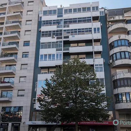 Apartmán Portuguese Living Columbano Executive *