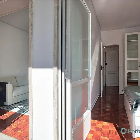 Lägenhet Portuguese Living Columbano Executive